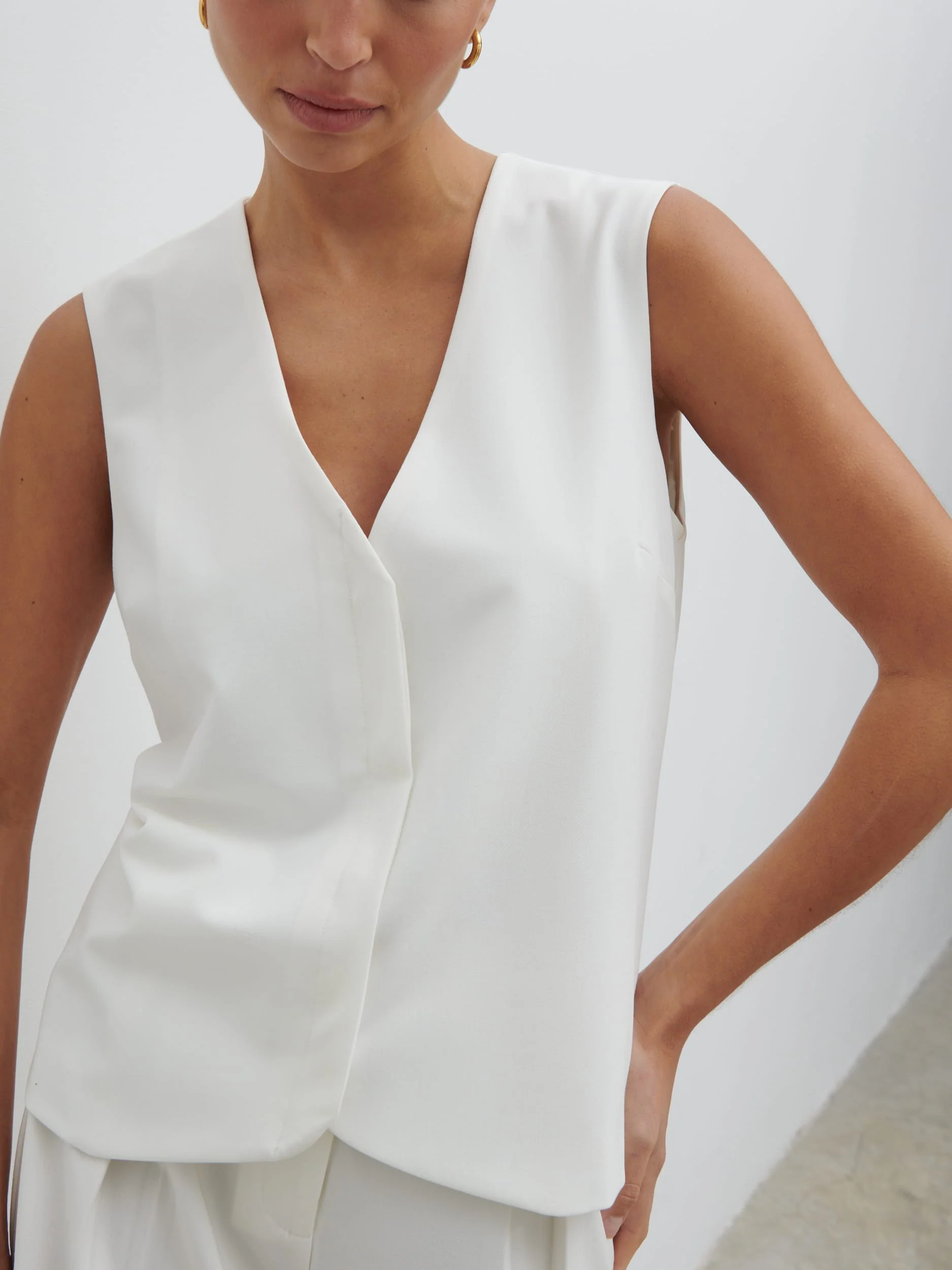 Taya Tailored Waistcoat - Cream