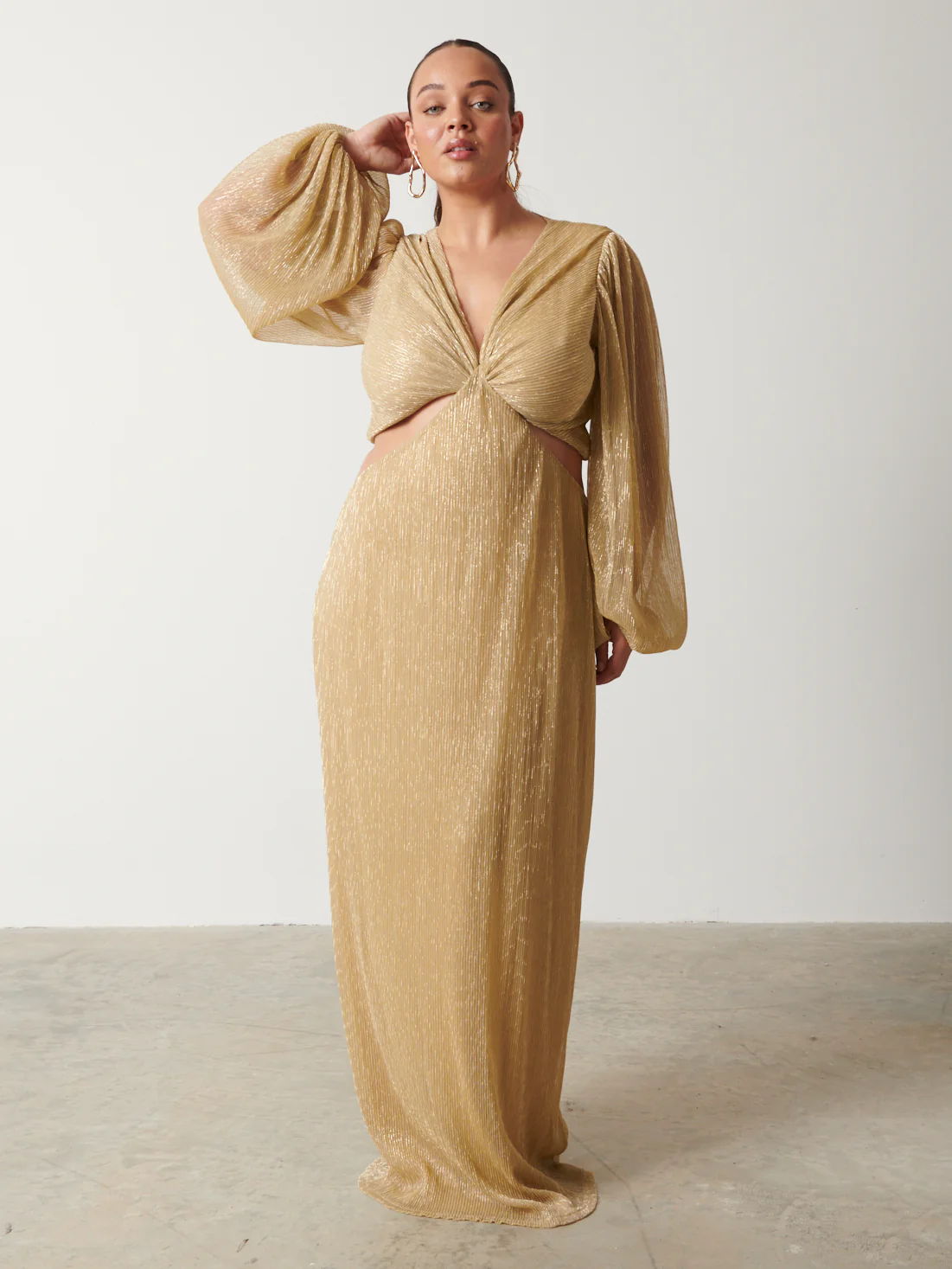 Zaya Plisse Metallic Maxi Dress Curve - Metallic Gold